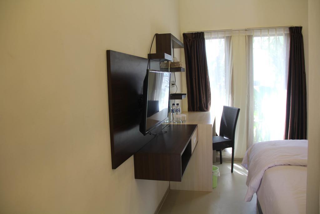 Kampoeng Nelayan Hotel ปาลู ภายนอก รูปภาพ