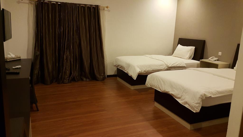 Kampoeng Nelayan Hotel ปาลู ห้อง รูปภาพ