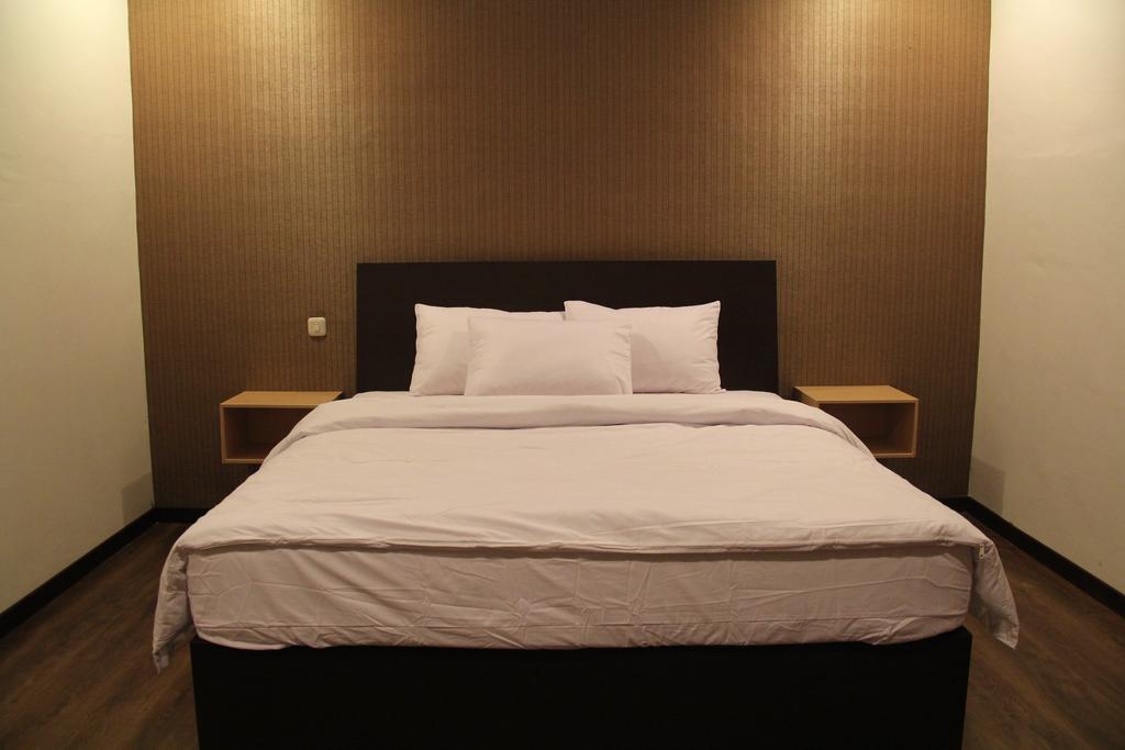 Kampoeng Nelayan Hotel ปาลู ภายนอก รูปภาพ