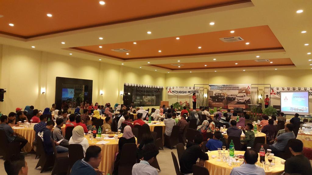 Kampoeng Nelayan Hotel ปาลู ภายนอก รูปภาพ