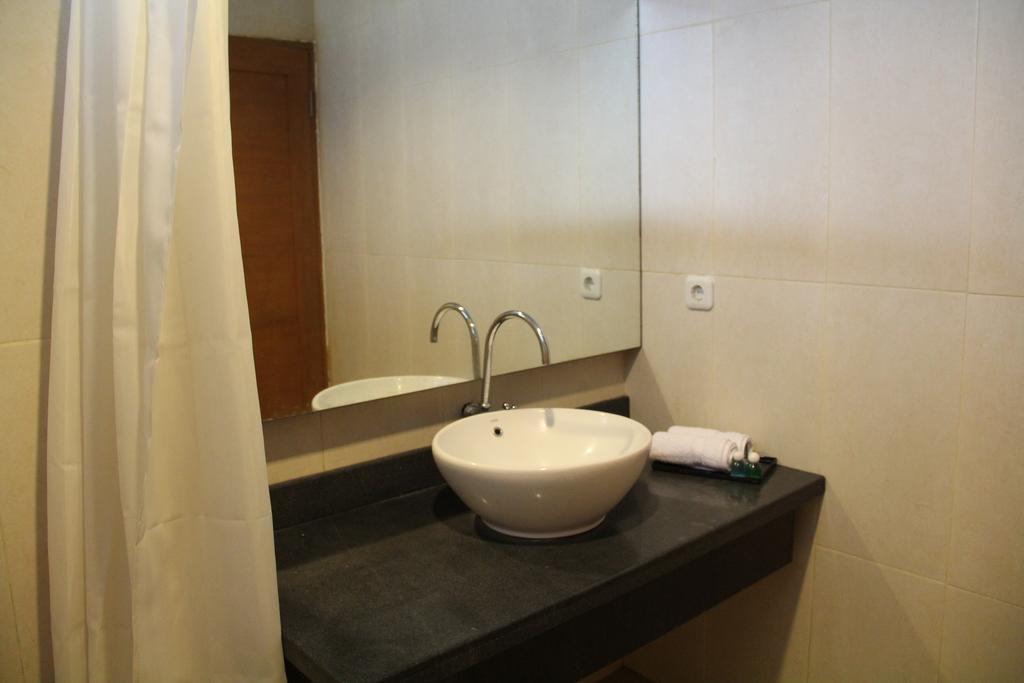 Kampoeng Nelayan Hotel ปาลู ห้อง รูปภาพ