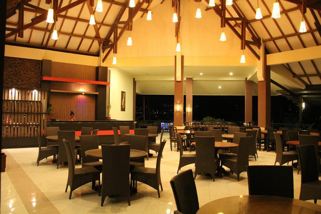 Kampoeng Nelayan Hotel ปาลู ภายนอก รูปภาพ